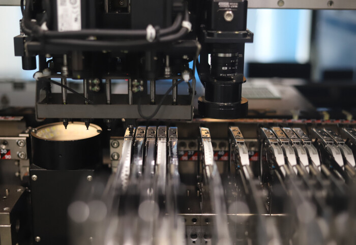 Огни заградительные и сигнальные светофоры